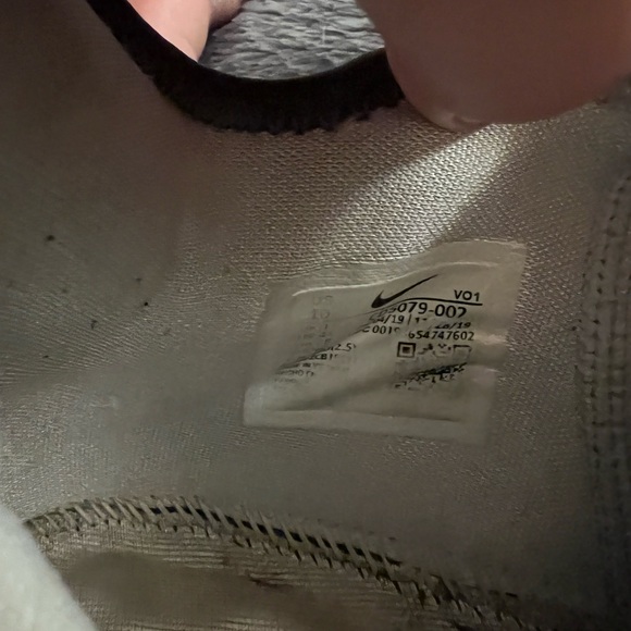 Paul George 4 - Picture 3 of 3